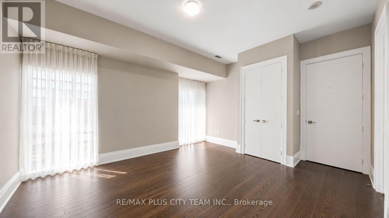 Th122 - 29 Queens Quay E, Toronto, Ontario  M5E 0A5 - Photo 15 - C13518482