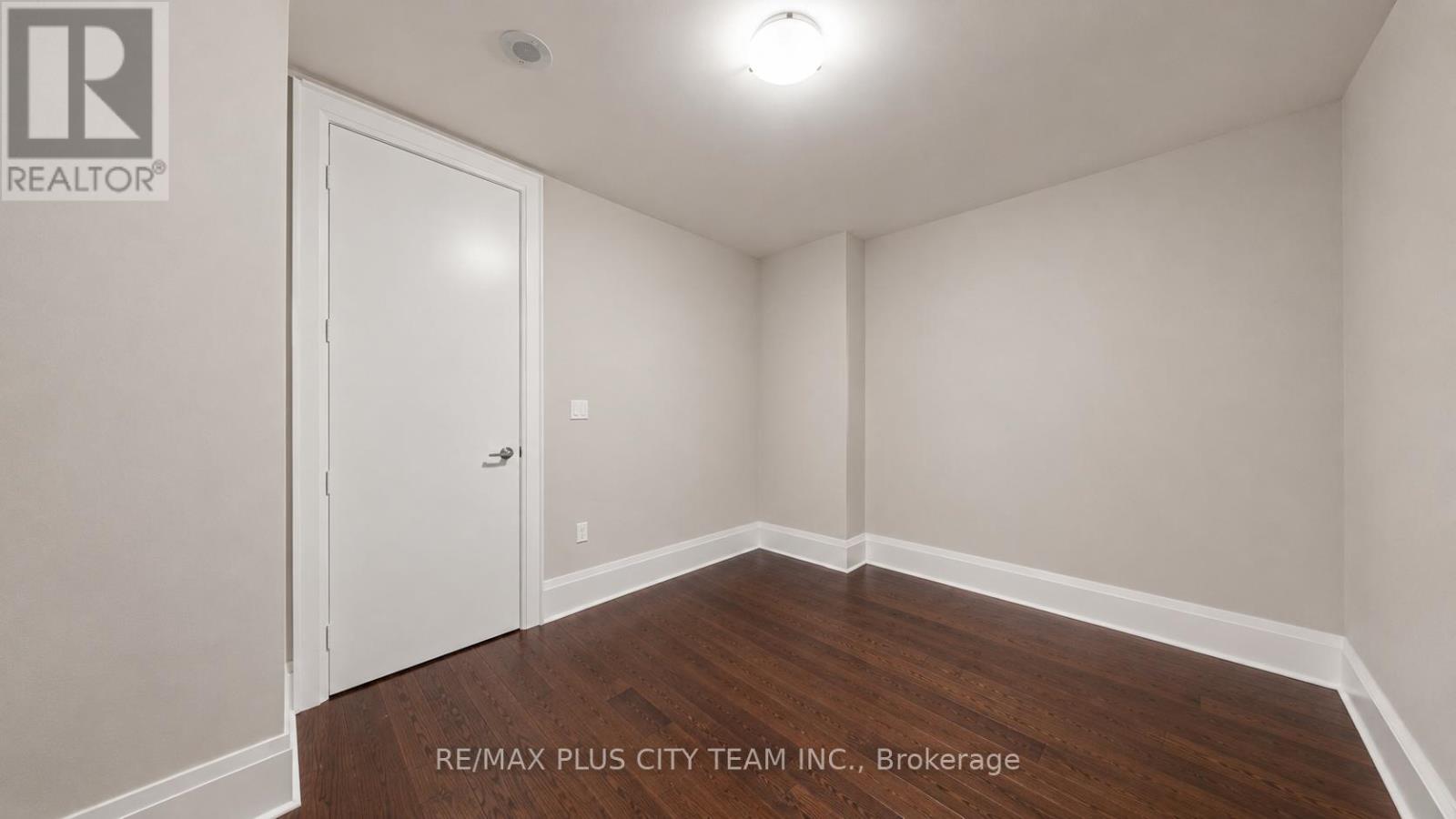 Th122 - 29 Queens Quay E, Toronto, Ontario  M5E 0A5 - Photo 21 - C13518482