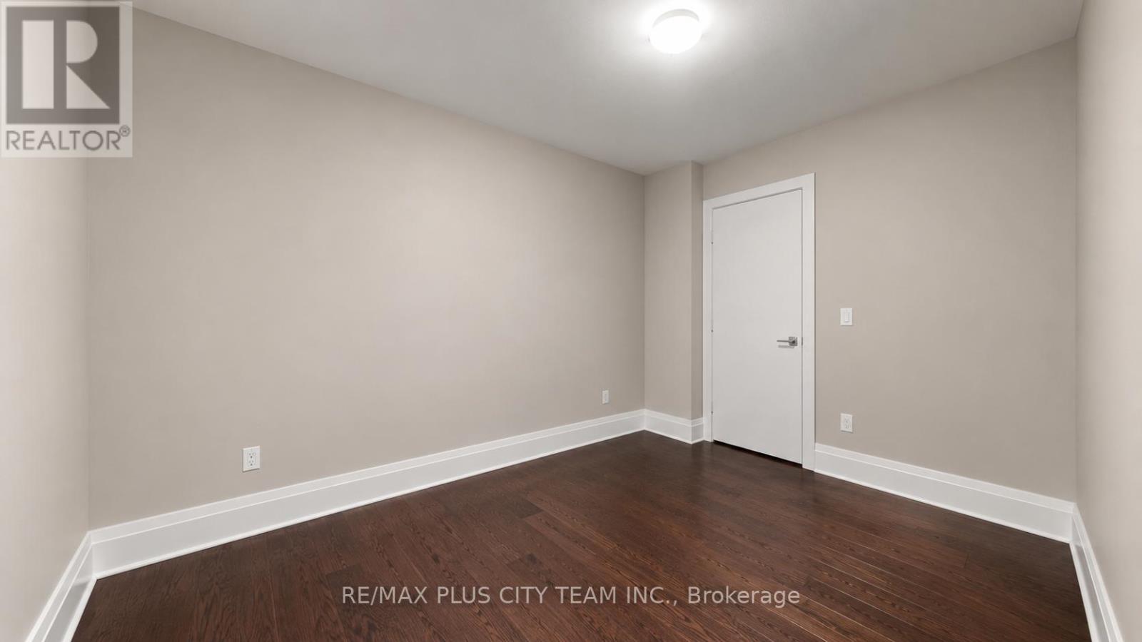 Th122 - 29 Queens Quay E, Toronto, Ontario  M5E 0A5 - Photo 23 - C13518482
