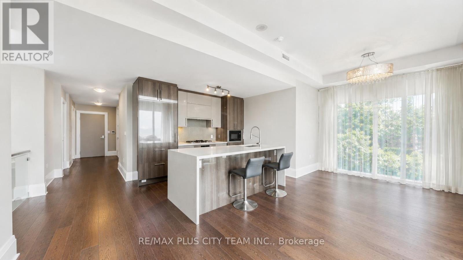 Th122 - 29 Queens Quay E, Toronto, Ontario  M5E 0A5 - Photo 5 - C13518482