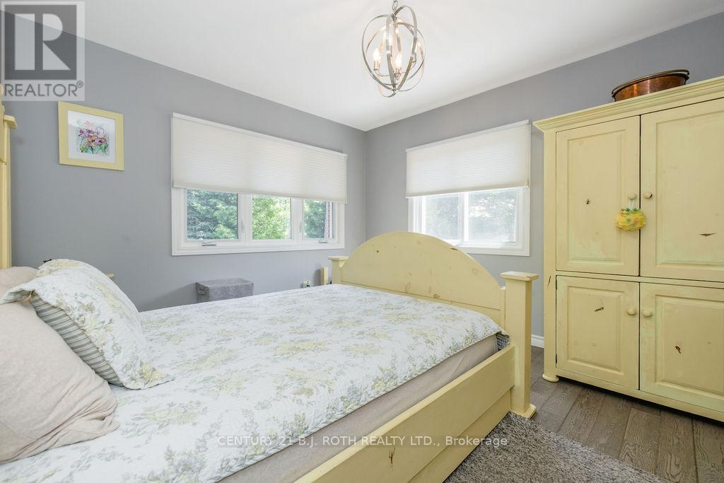 31 Robern Avenue, Tiny, Ontario  L0L 2J0 - Photo 17 - S13518302