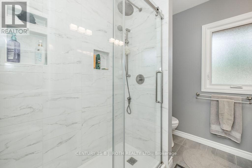 31 Robern Avenue, Tiny, Ontario  L0L 2J0 - Photo 19 - S13518302