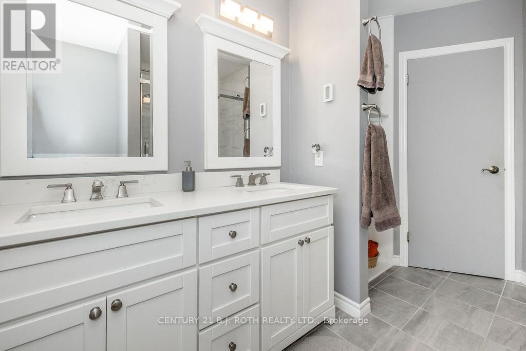 31 Robern Avenue, Tiny, Ontario  L0L 2J0 - Photo 20 - S13518302