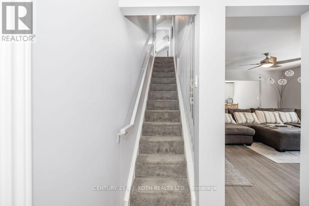 31 Robern Avenue, Tiny, Ontario  L0L 2J0 - Photo 21 - S13518302