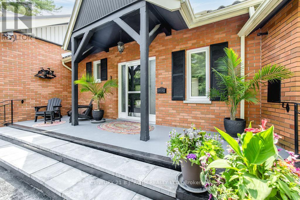 31 Robern Avenue, Tiny, Ontario  L0L 2J0 - Photo 5 - S13518302
