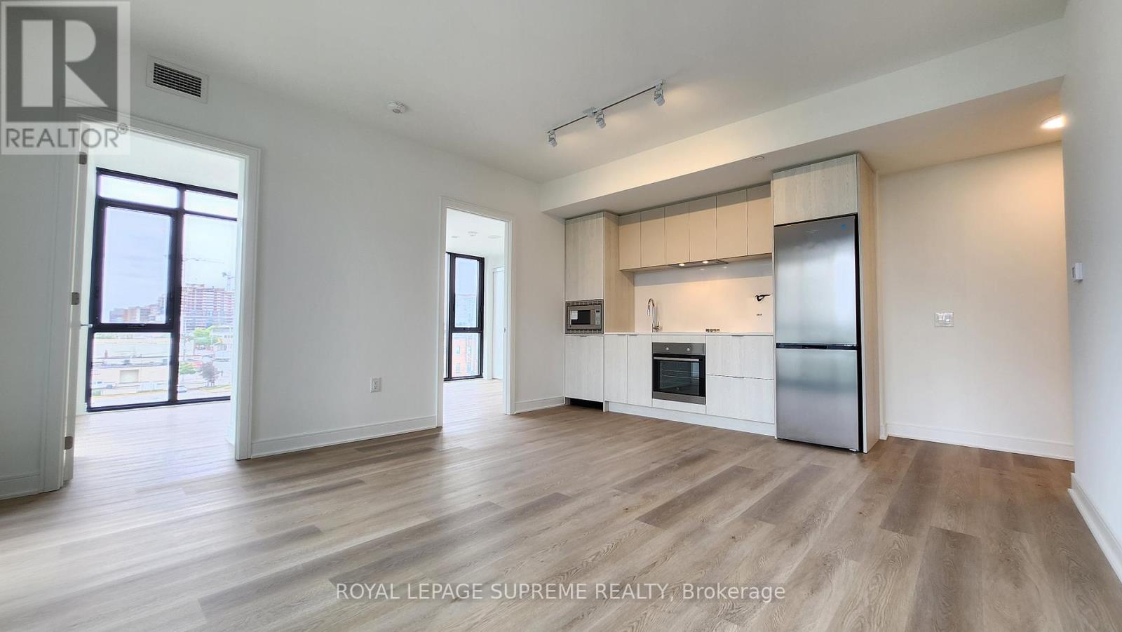 402 - 86 Dundas Street E, Mississauga, Ontario L5A 0B1 - Photo 7 - W13518174