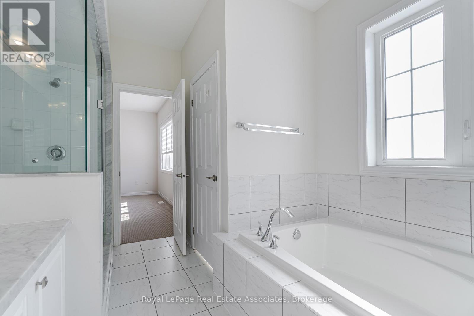 3172 Ernest Appelbe Boulevard, Oakville, Ontario  L6H 7C3 - Photo 21 - W13518248