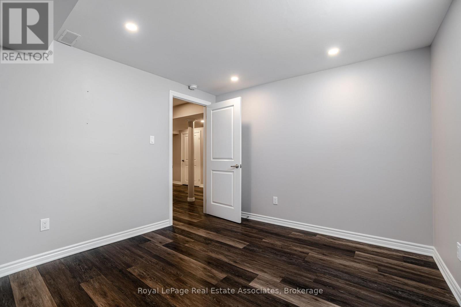 3172 Ernest Appelbe Boulevard, Oakville, Ontario  L6H 7C3 - Photo 33 - W13518248