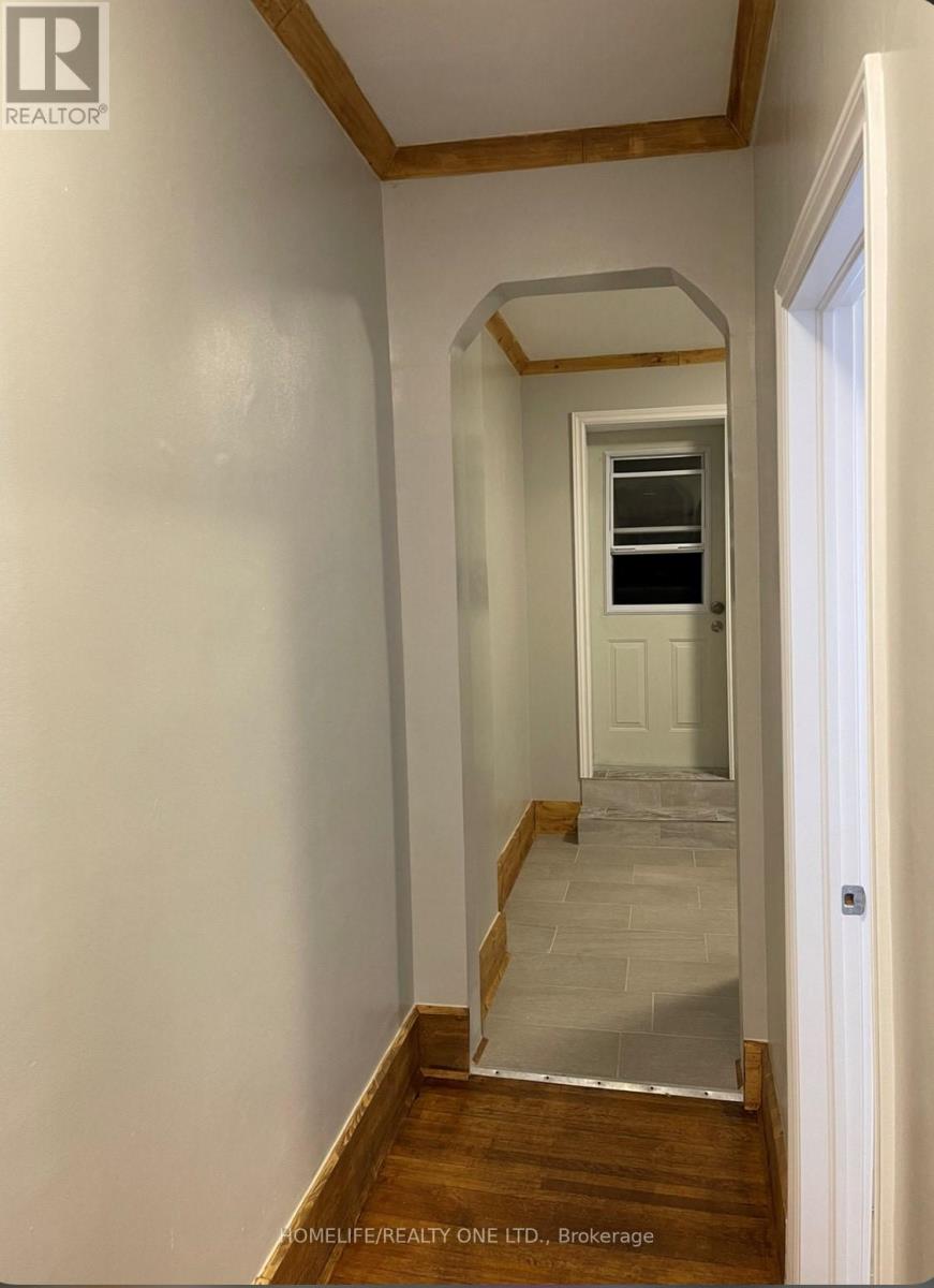 1600 Queen Street W, Toronto, Ontario M6R 1A8 - Photo 25 - W13518256