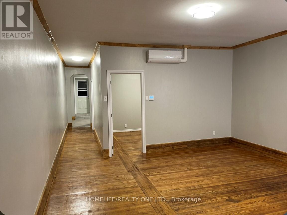 1600 Queen Street W, Toronto, Ontario M6R 1A8 - Photo 27 - W13518256