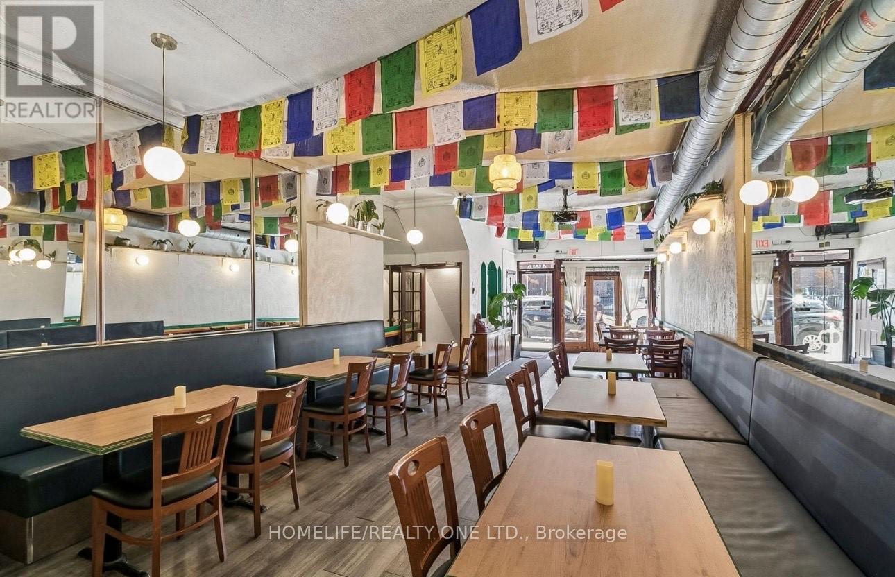 1600 Queen Street W, Toronto, Ontario M6R 1A8 - Photo 6 - W13518256