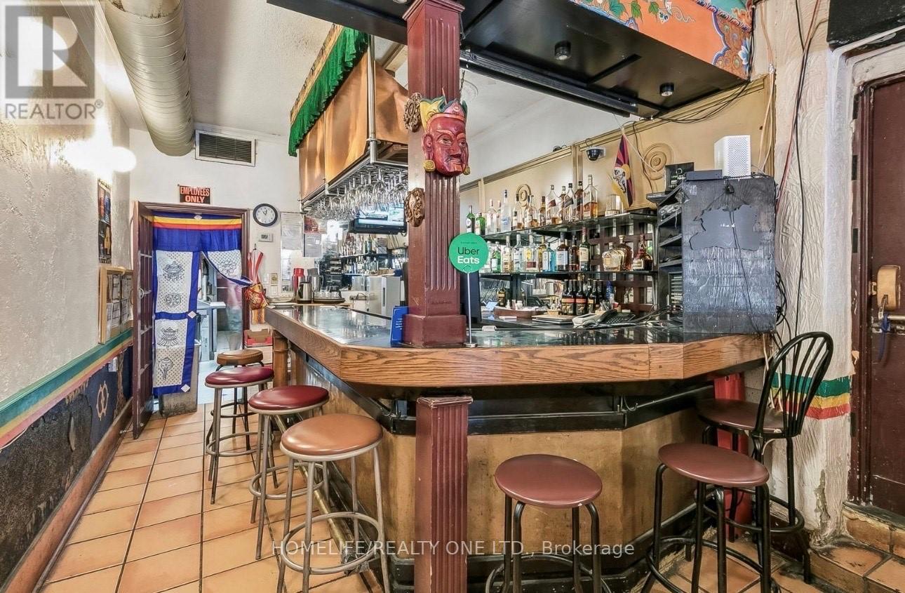 1600 Queen Street W, Toronto, Ontario M6R 1A8 - Photo 7 - W13518256