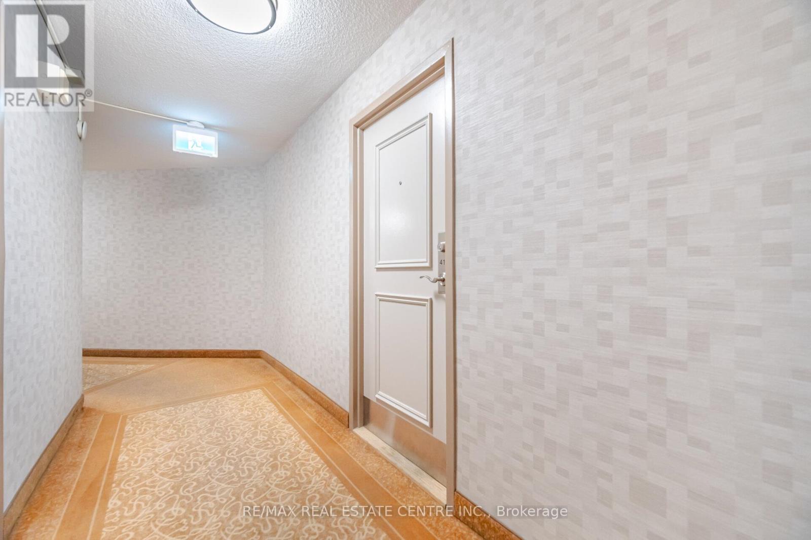 410 - 1320 Mississauga Valley Boulevard, Mississauga, Ontario  L5A 3S8 - Photo 5 - W13518288