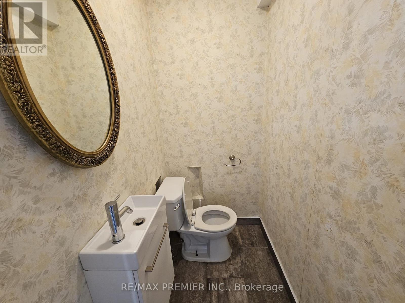 Main & 2nd - 31 Compton Crescent, Toronto, Ontario  M3M 2C3 - Photo 14 - W13518384