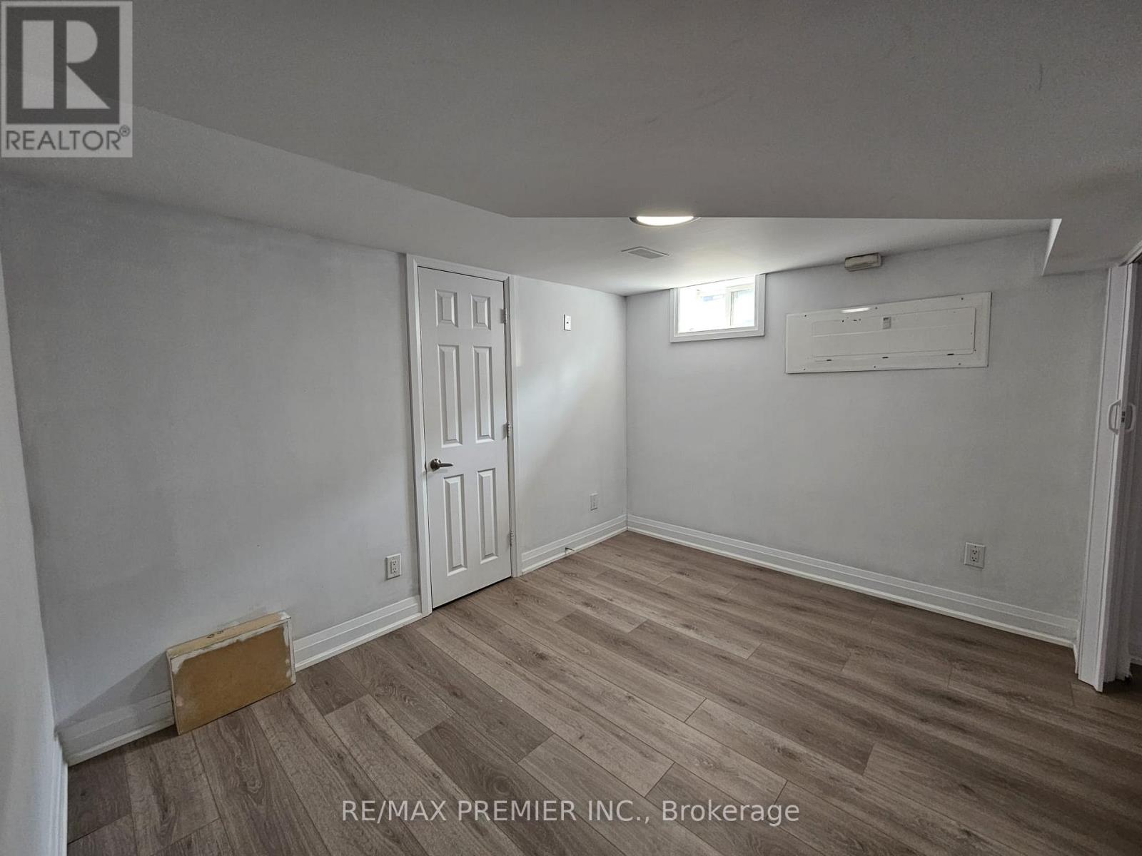 Bsmt Apt A - 31 Compton Crescent, Toronto, Ontario  M3M 2C3 - Photo 10 - W13518386