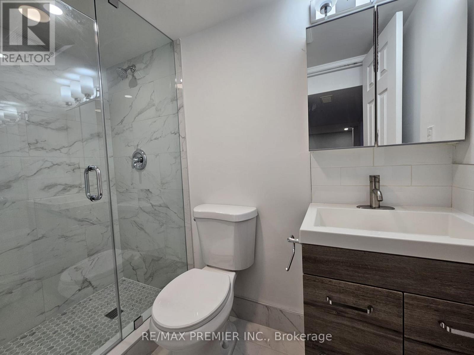 Bsmt Apt A - 31 Compton Crescent, Toronto, Ontario  M3M 2C3 - Photo 11 - W13518386