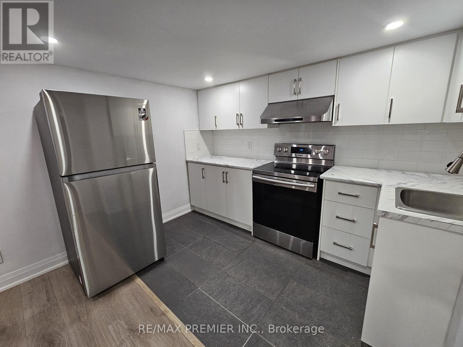 Bsmt Apt A - 31 Compton Crescent, Toronto, Ontario  M3M 2C3 - Photo 2 - W13518386
