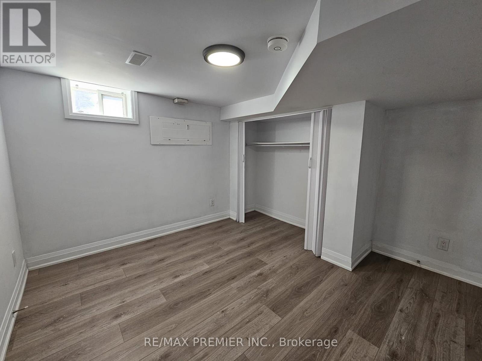 Bsmt Apt A - 31 Compton Crescent, Toronto, Ontario  M3M 2C3 - Photo 8 - W13518386