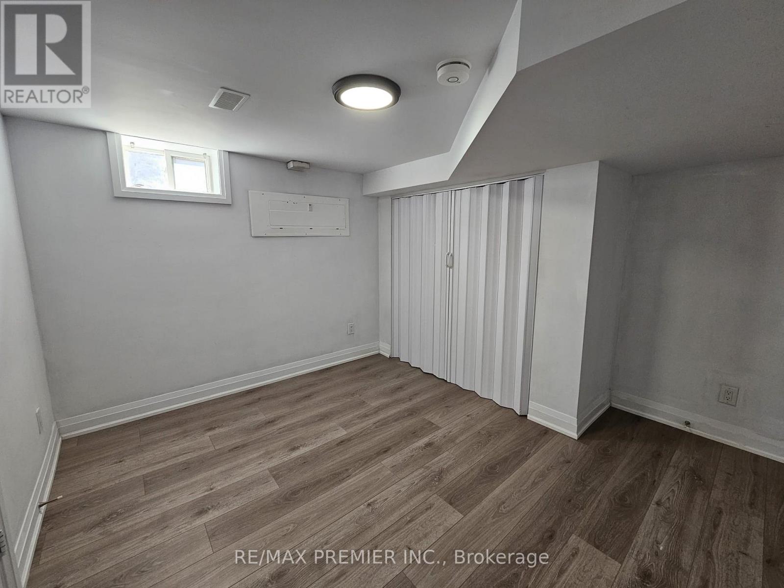 Bsmt Apt A - 31 Compton Crescent, Toronto, Ontario  M3M 2C3 - Photo 9 - W13518386