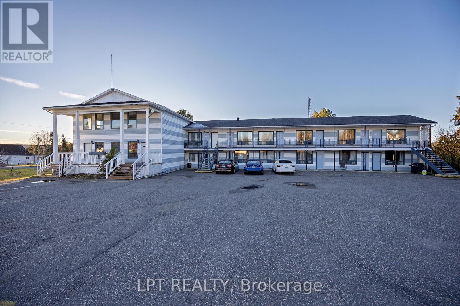 35 MAIN STREET N, Timiskaming, Ontario