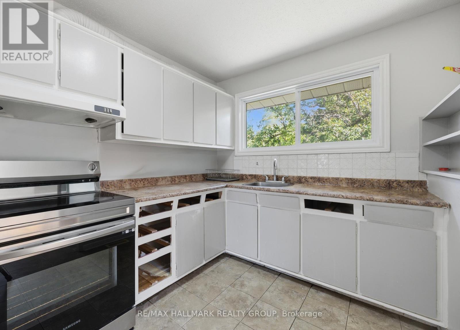 45 Hilliard Avenue, Ottawa, Ontario  K2E 6B9 - Photo 15 - X13241310