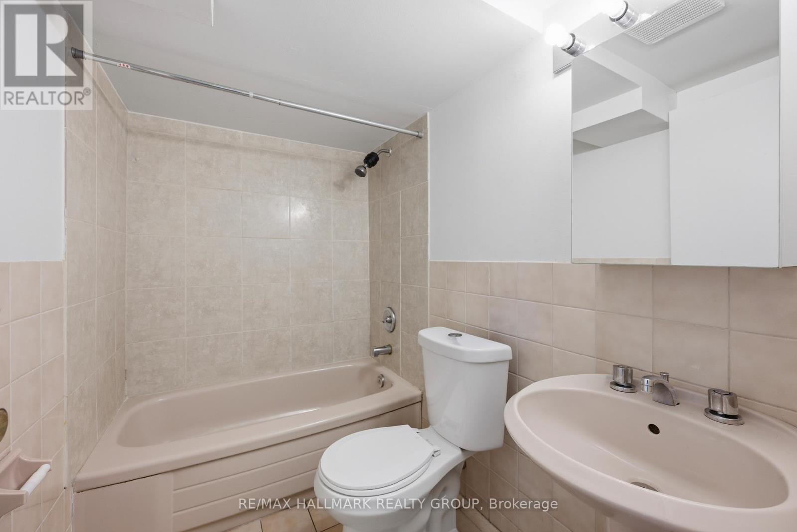 45 Hilliard Avenue, Ottawa, Ontario  K2E 6B9 - Photo 31 - X13241310