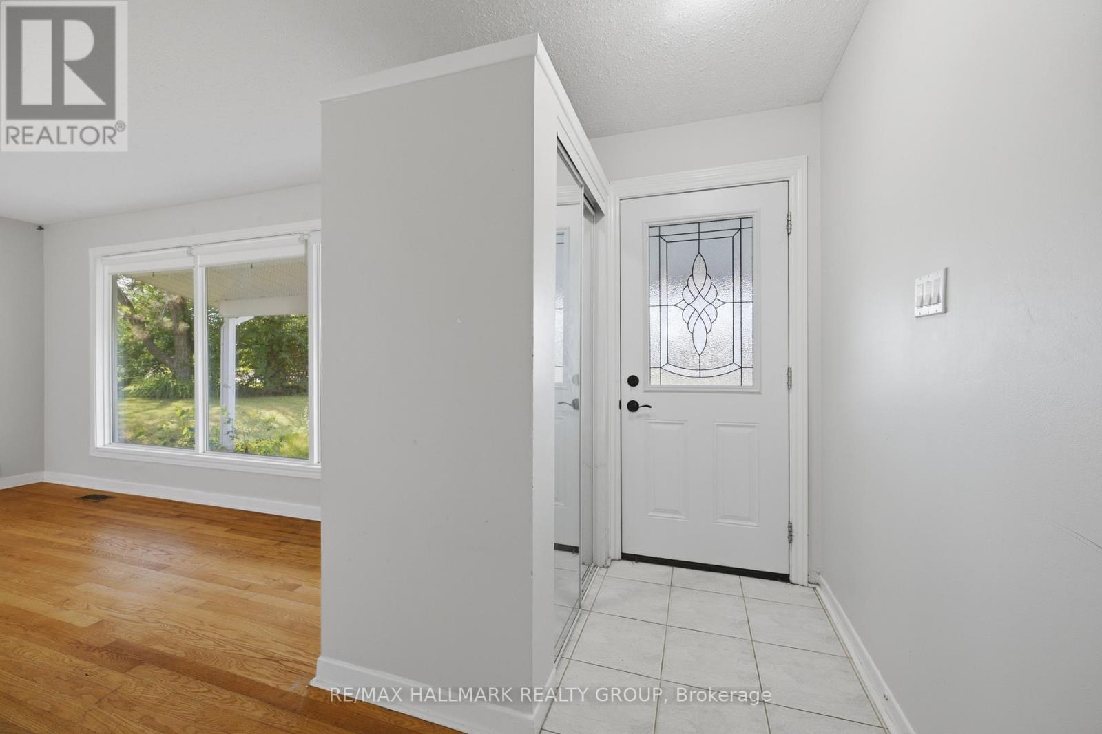 45 Hilliard Avenue, Ottawa, Ontario  K2E 6B9 - Photo 7 - X13241310