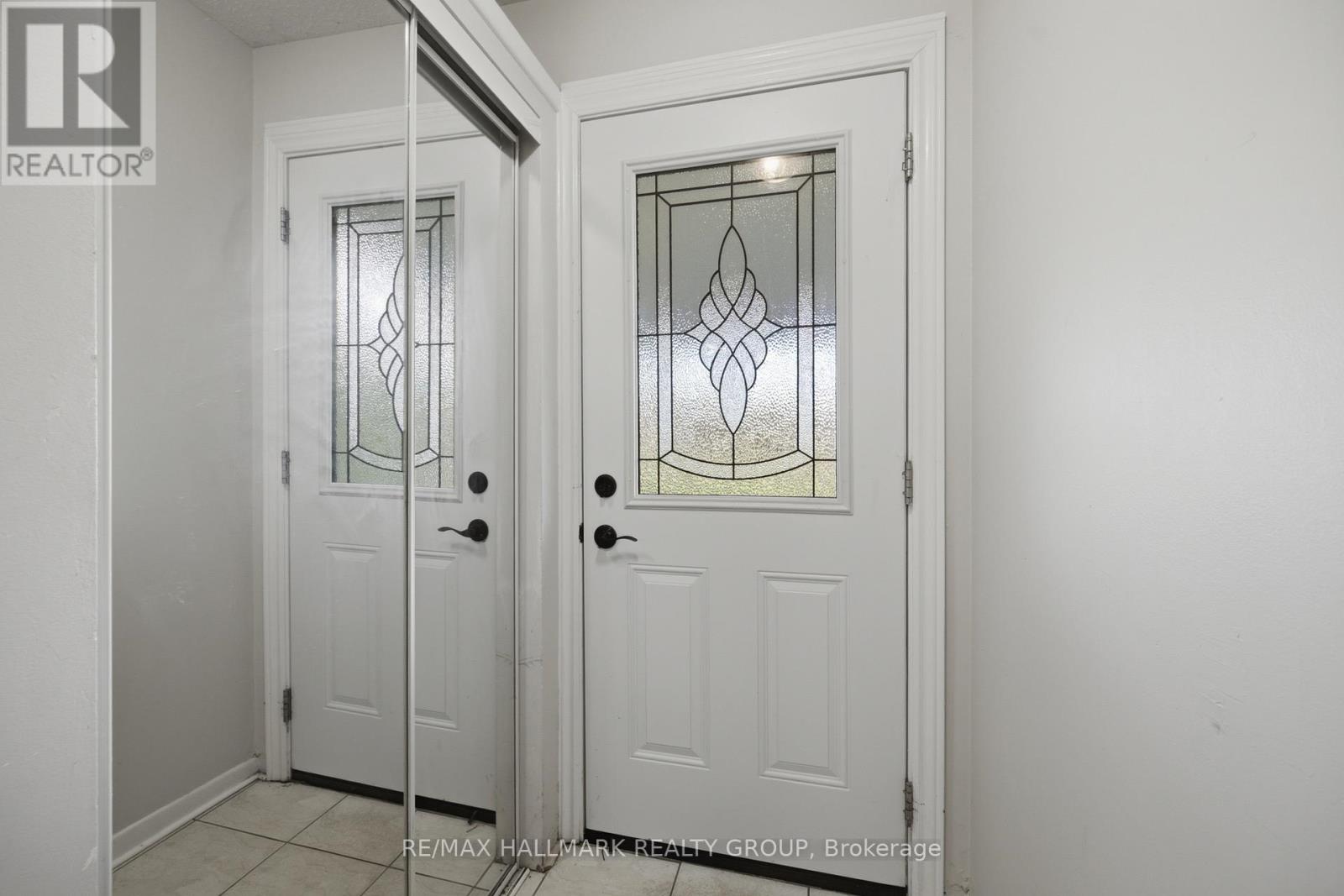 45 Hilliard Avenue, Ottawa, Ontario  K2E 6B9 - Photo 6 - X13241310