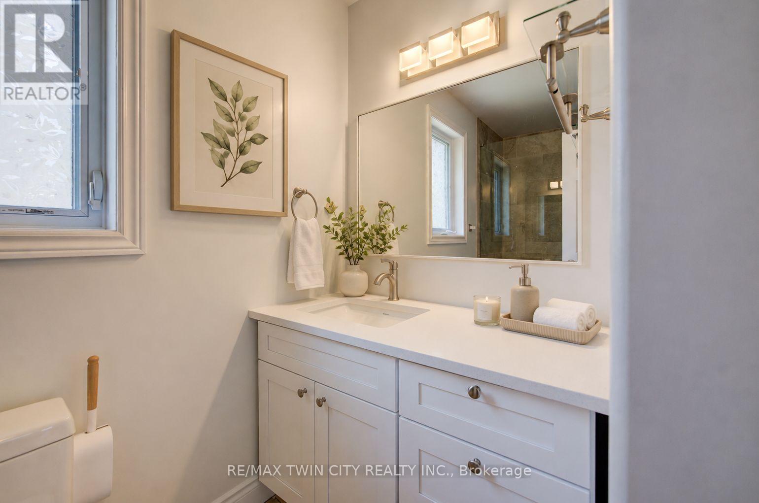 569 Violet Street, Waterloo, Ontario  N2V 2T8 - Photo 19 - X13518228