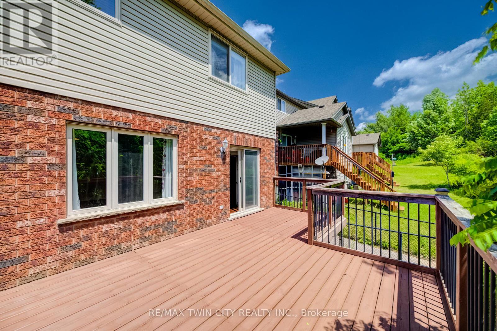 569 Violet Street, Waterloo, Ontario  N2V 2T8 - Photo 25 - X13518228
