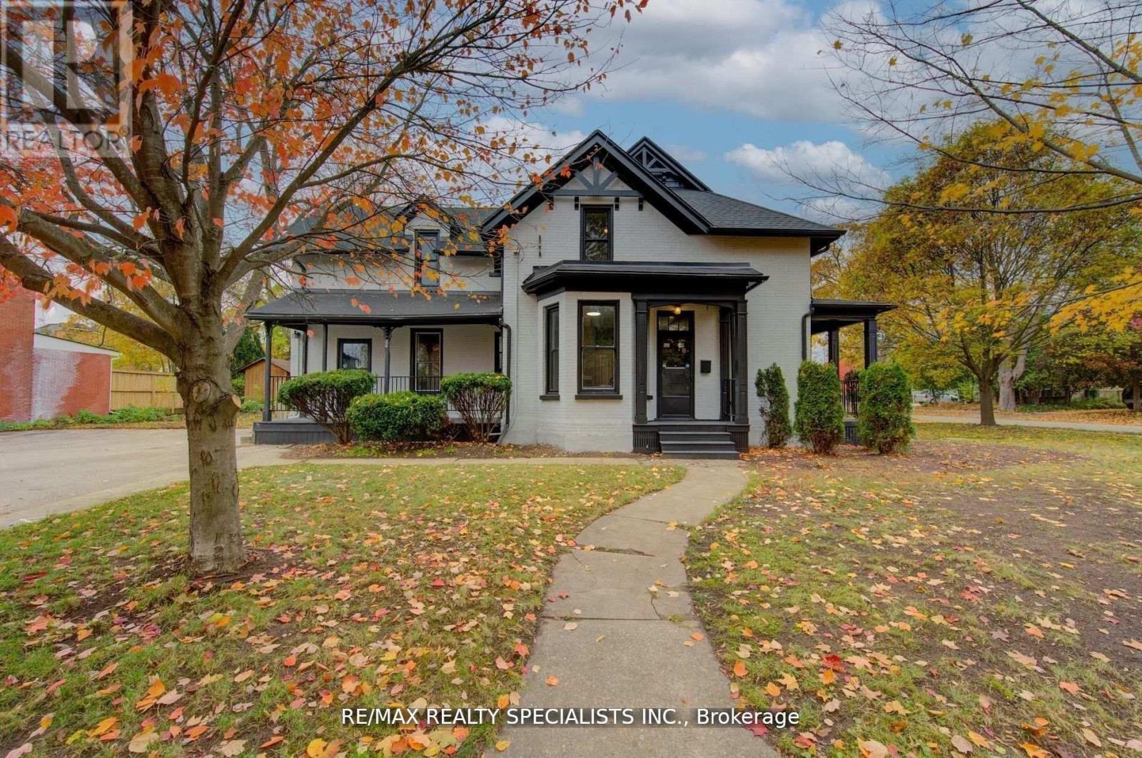 22 CATHAY STREET, Cambridge, Ontario