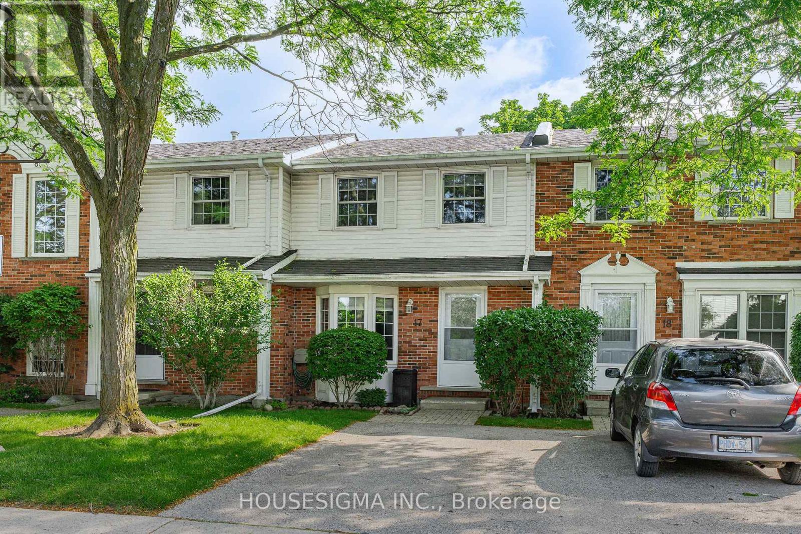 17 - 129 VICTORIA ROAD N, Guelph, Ontario