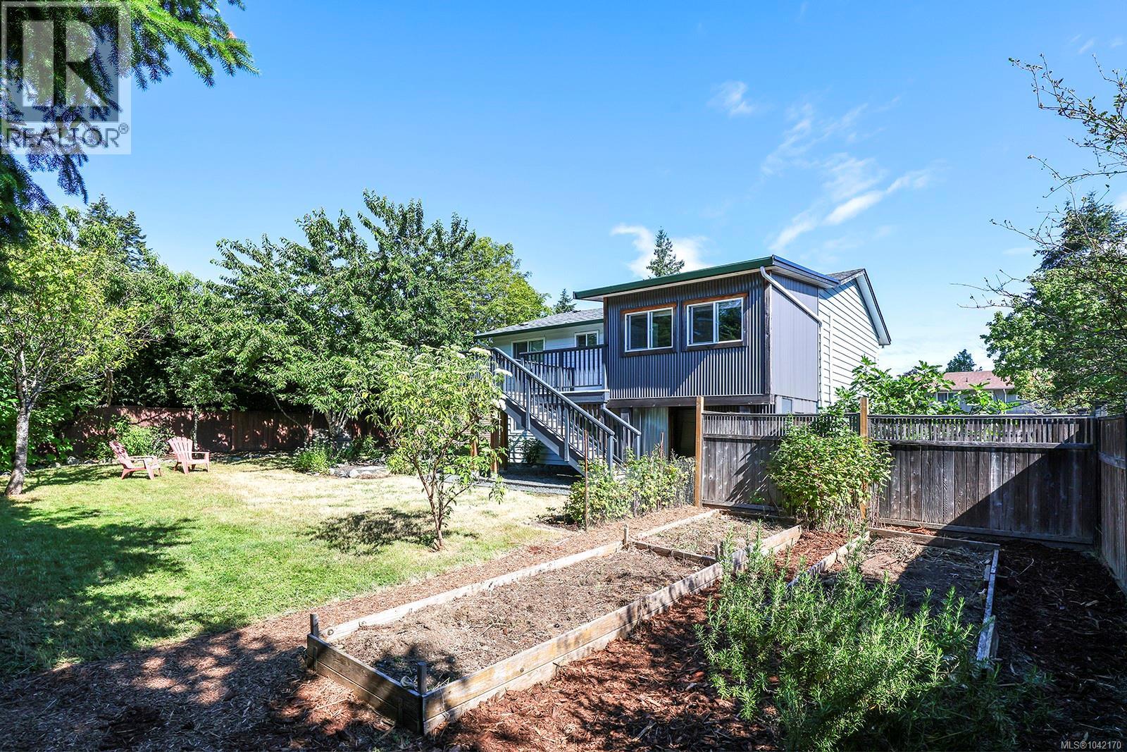 2057 Hummingbird Pl, Comox, British Columbia  V9M 2A2 - Photo 30 - 1042170
