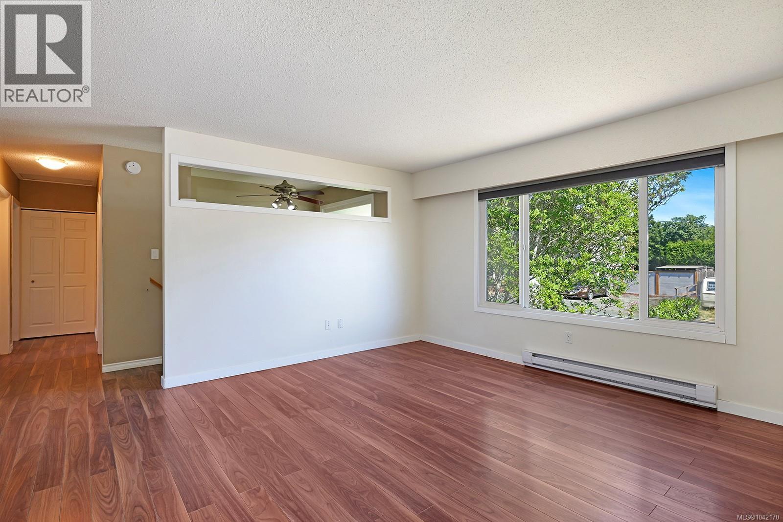 2057 Hummingbird Pl, Comox, British Columbia  V9M 2A2 - Photo 4 - 1042170