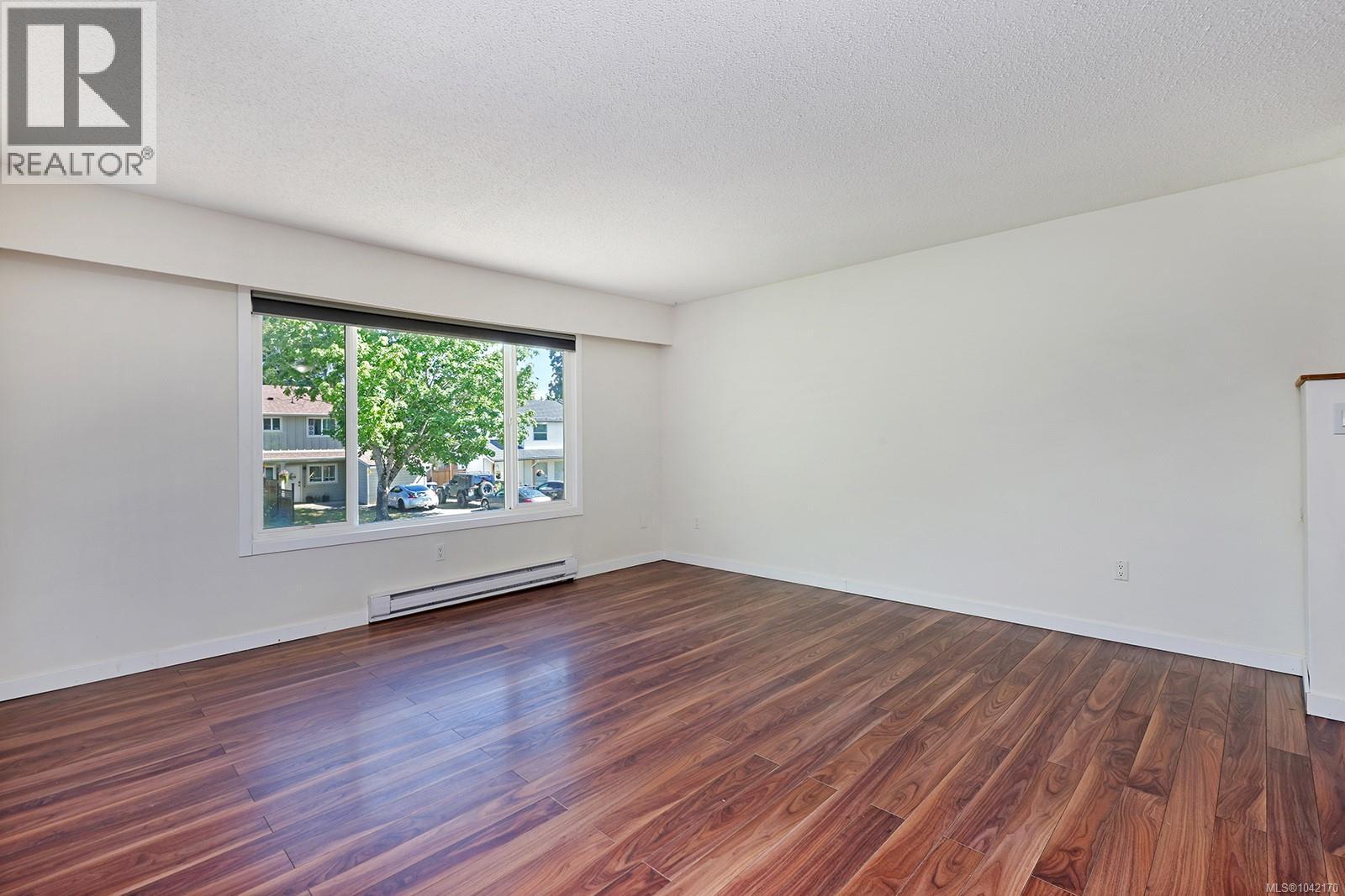 2057 Hummingbird Pl, Comox, British Columbia  V9M 2A2 - Photo 5 - 1042170