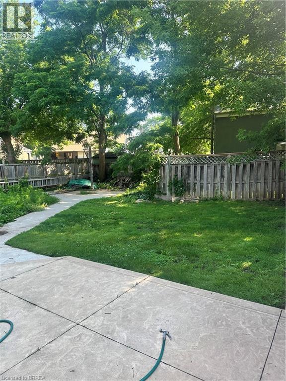 9 Crown Street, Brantford, Ontario  N3T 5L3 - Photo 9 - 40844954