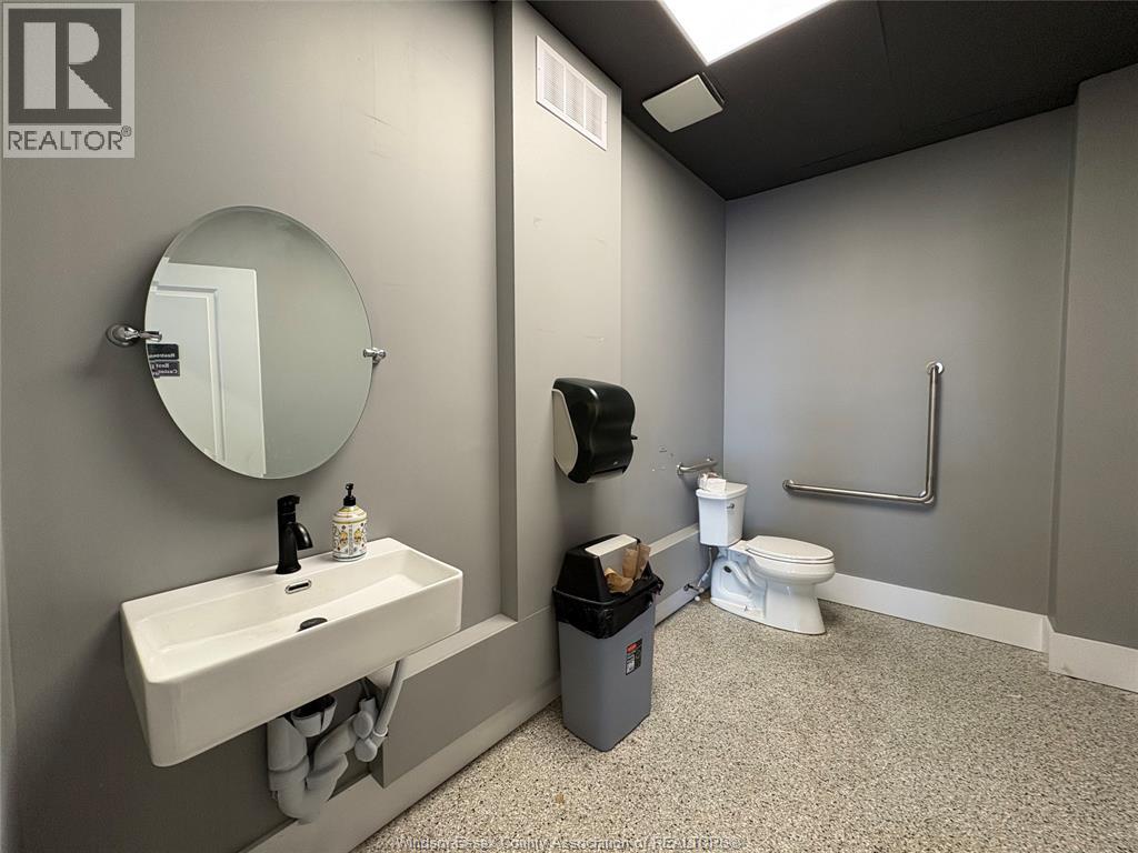 1085 Lauzon Unit# 2, Windsor, Ontario N8S 3M8 - Photo 17 - 26015907