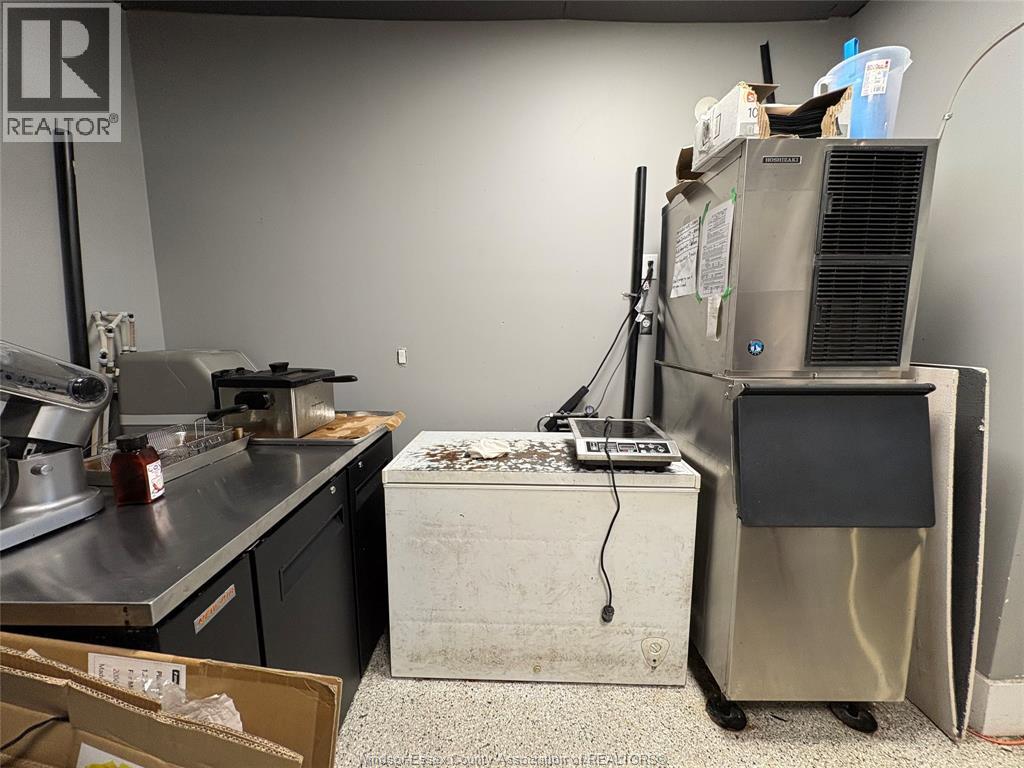1085 Lauzon Unit# 2, Windsor, Ontario N8S 3M8 - Photo 20 - 26015907