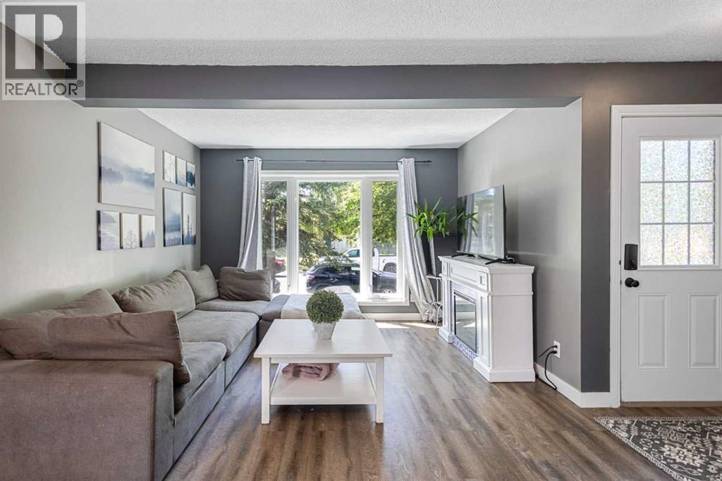 149 Taradale Close NE, Calgary, Alberta  T3J 3E7 - Photo 2 - A2324238