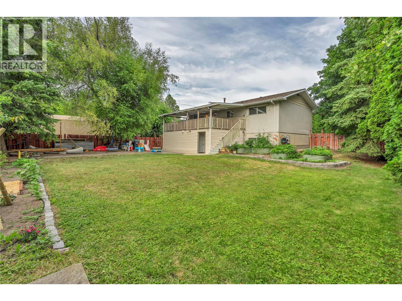 12016 Grant Avenue, Summerland, British Columbia  V0H 1Z8 - Photo 2 - 10393292