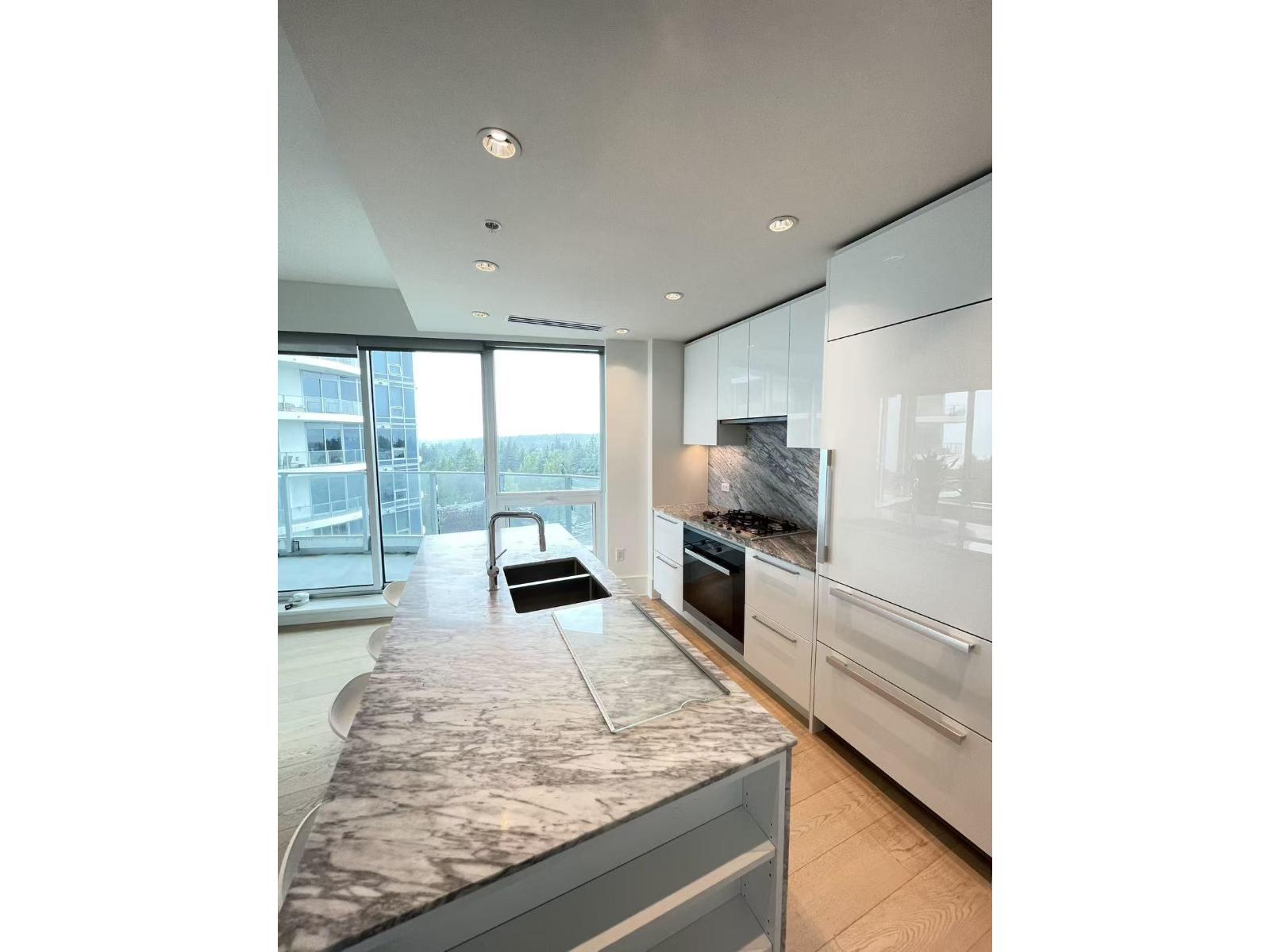 1501 Foster Street, White Rock, British Columbia  V4B 0C3 - Photo 3 - R3142322
