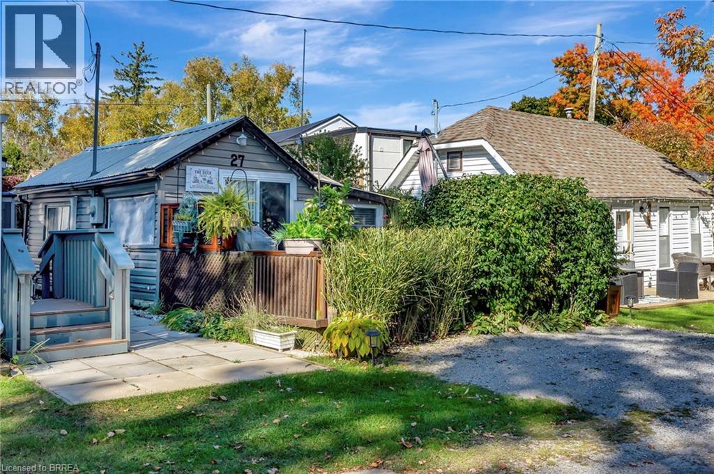 27 BUCKS PARK, Port Dover, Ontario