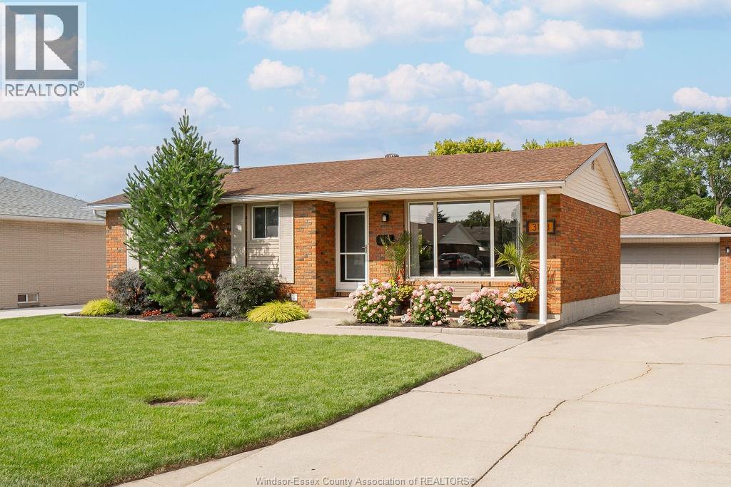 3188 Harmony, Windsor, Ontario