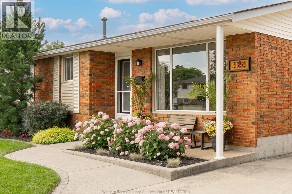 3188 Harmony, Windsor, Ontario  N8T 2K2 - Photo 3 - 26015616