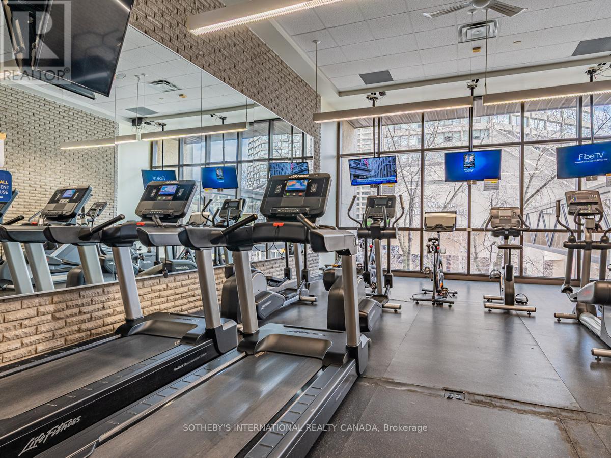 1008 - 33 Harbour Square, Toronto, Ontario  M5J 2G2 - Photo 35 - C13518580