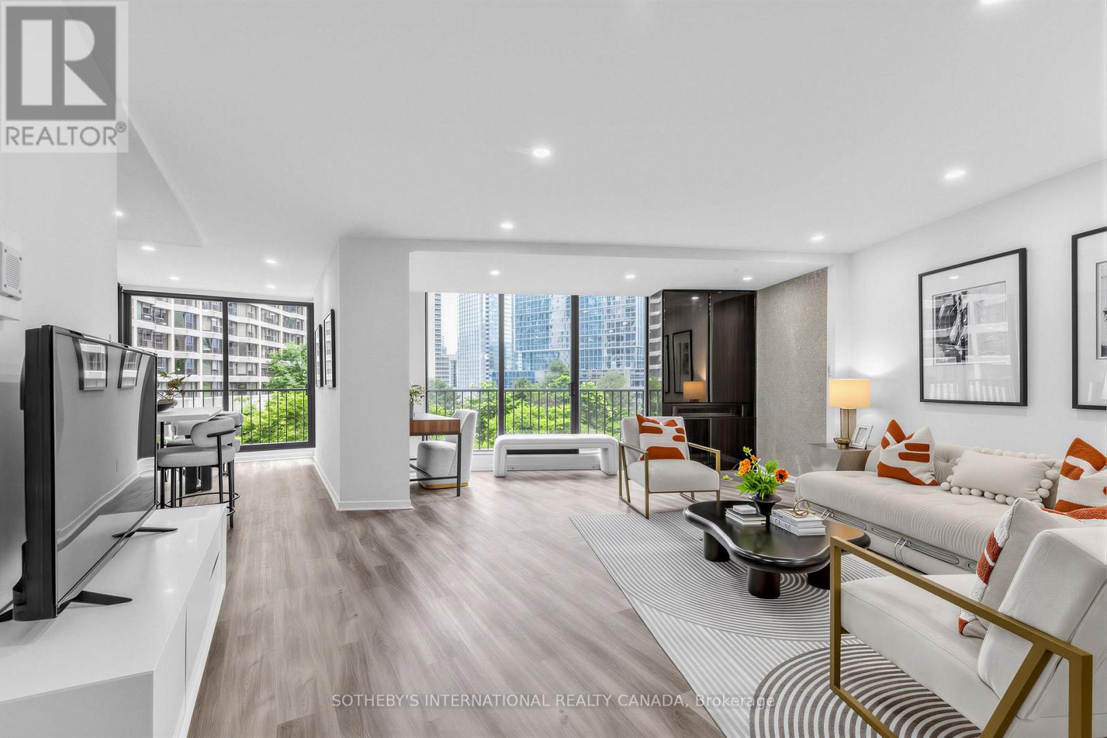 1008 - 33 Harbour Square, Toronto, Ontario  M5J 2G2 - Photo 6 - C13518580