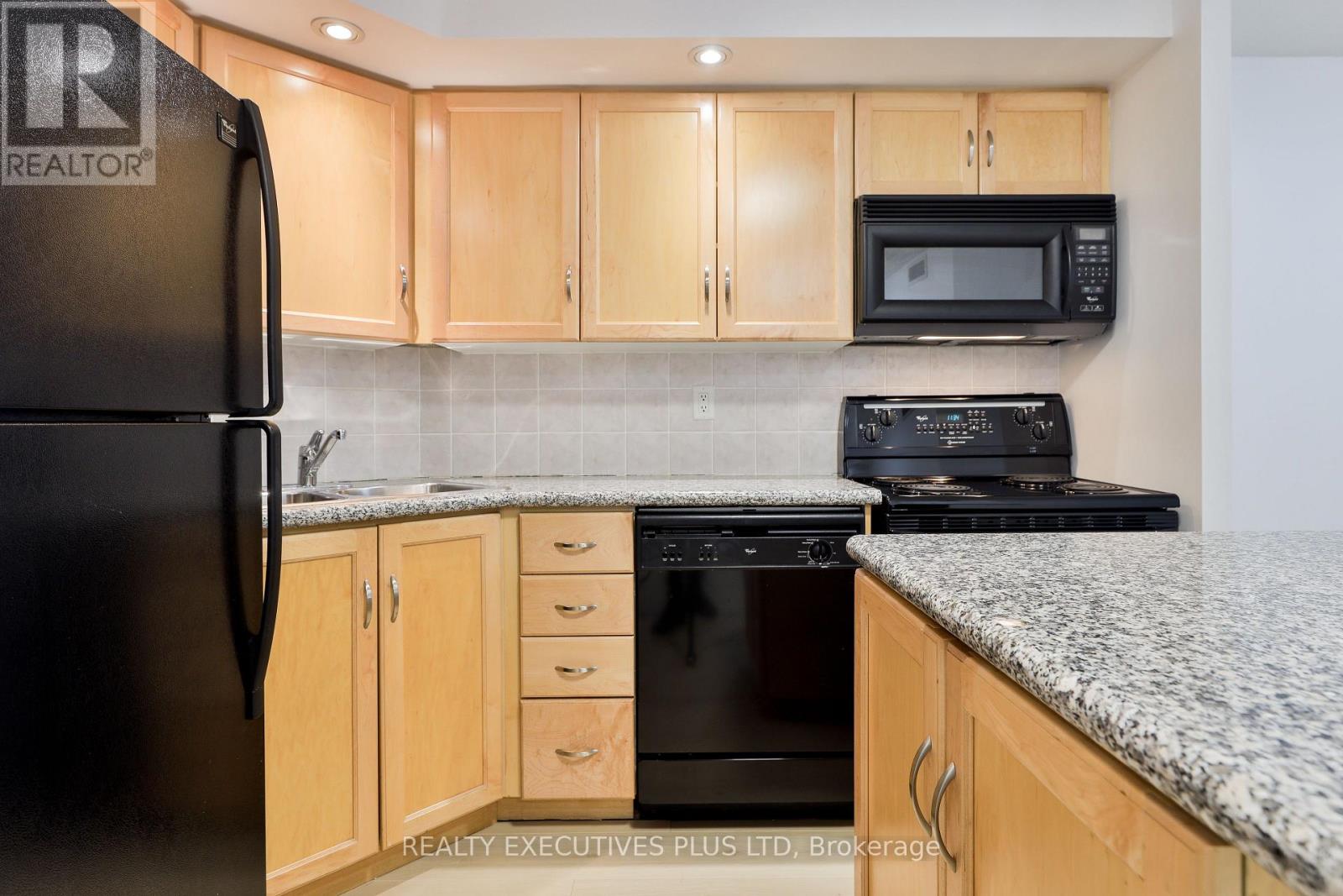 1028 - 250 Wellington Street W, Toronto, Ontario  M5V 3P6 - Photo 7 - C13518594