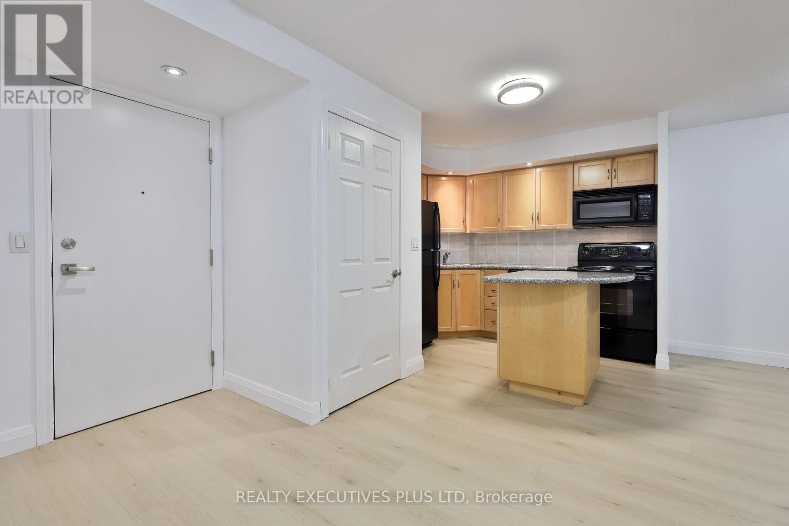 1028 - 250 Wellington Street W, Toronto, Ontario  M5V 3P6 - Photo 6 - C13518634