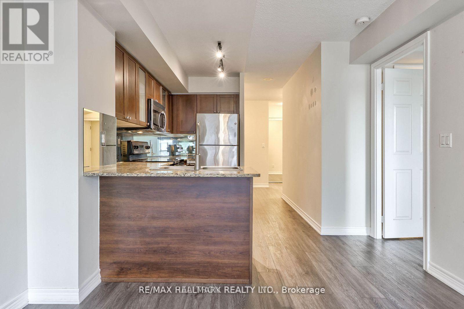 610 - 761 Bay Street, Toronto, Ontario  M5G 2R2 - Photo 18 - C13518646