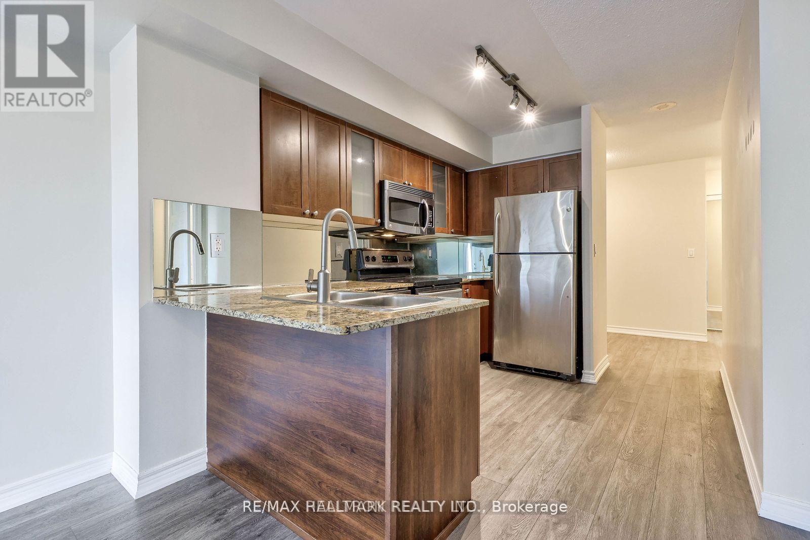 610 - 761 Bay Street, Toronto, Ontario  M5G 2R2 - Photo 23 - C13518646
